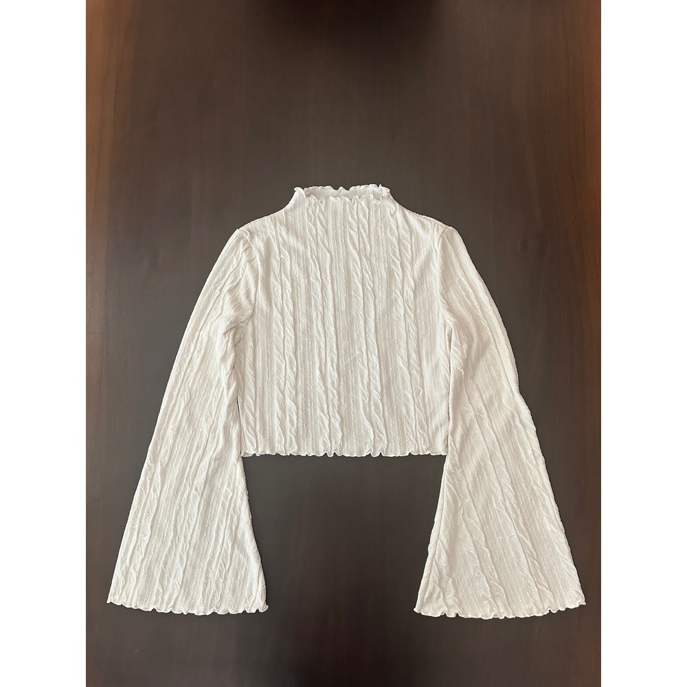 White Mock Neck Bell Sleeve Crop Top Textured Lettuce Edge Size L